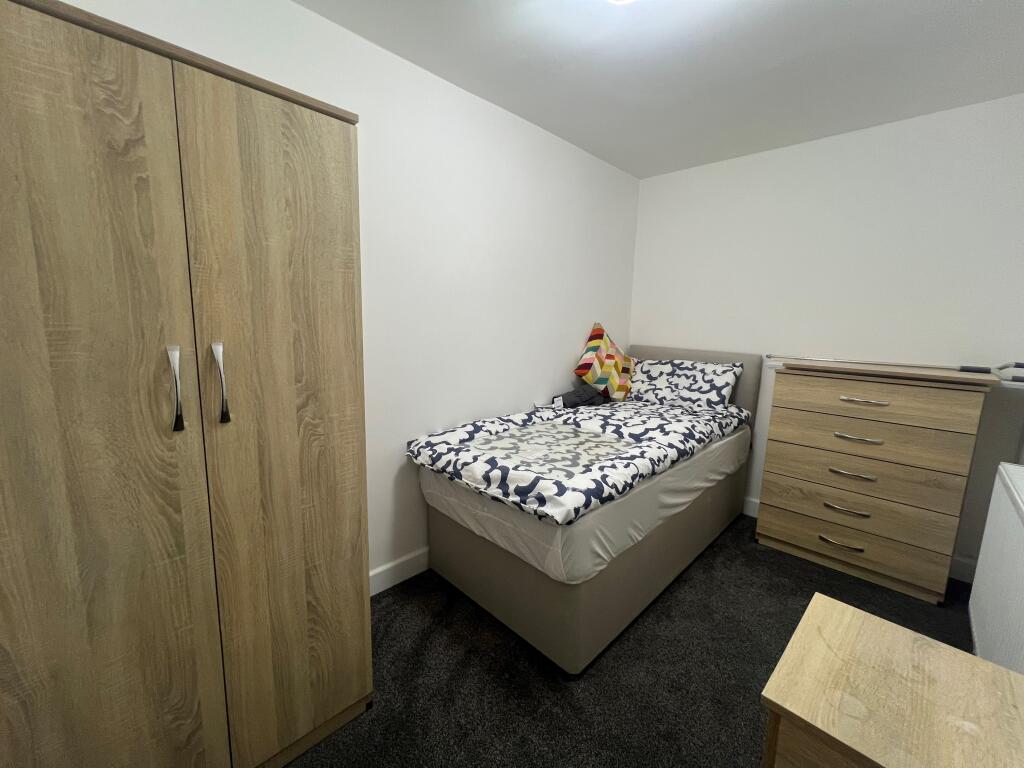 Additional image 4 of Bearwood Road, Smethwick