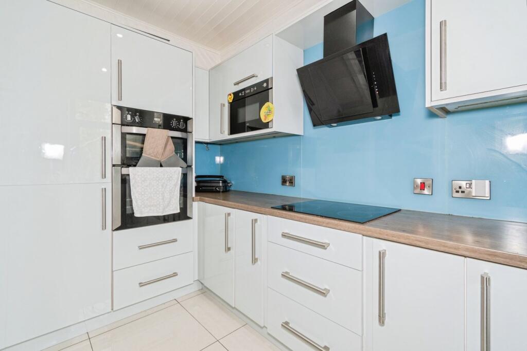 Additional image 6 of Prune Park Lane, Allerton, Bradford, BD15