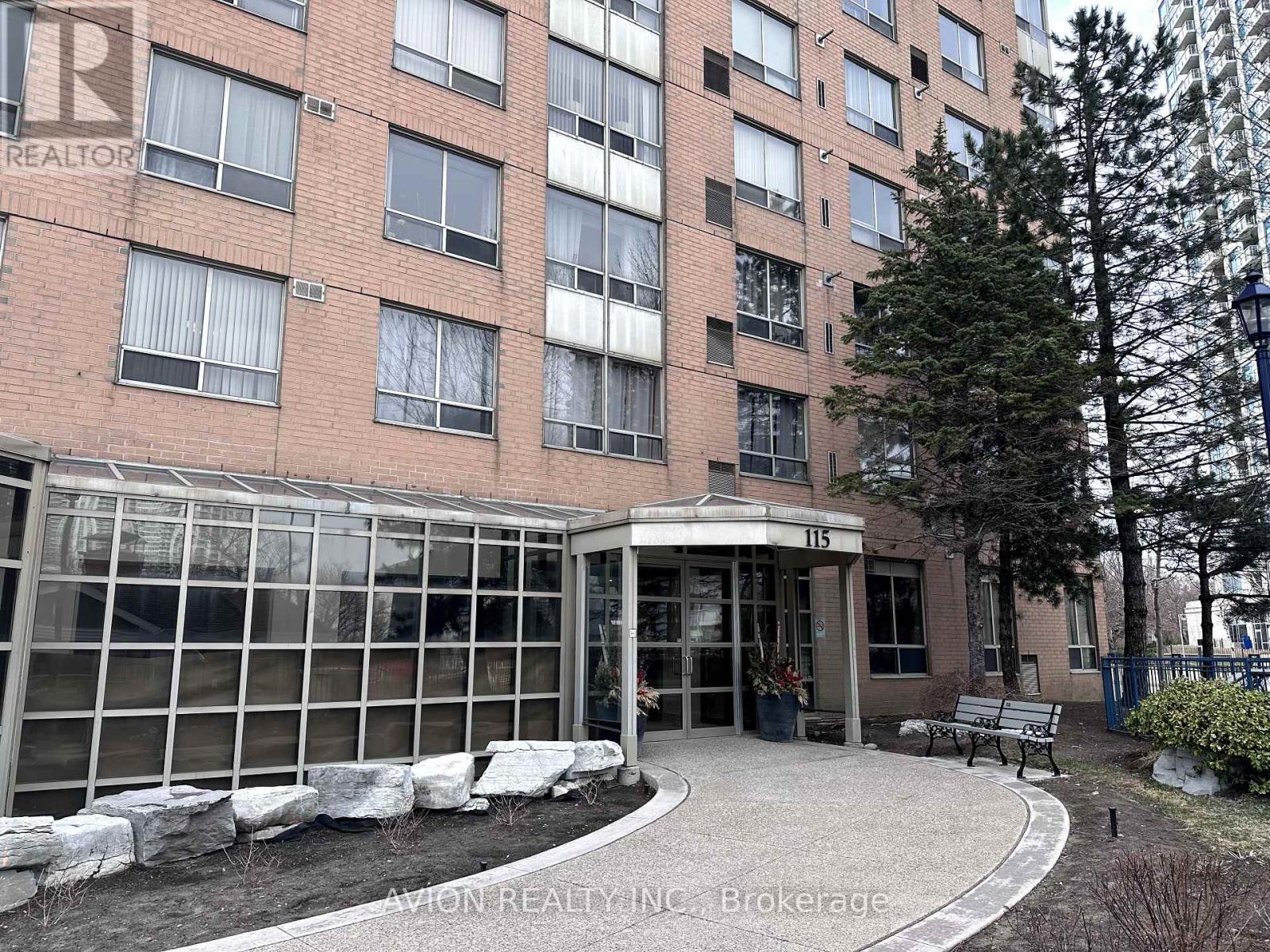 706 ROOM 3 - 115 OMNI DRIVE|Toronto (Bendale), Ontario M1P5B4