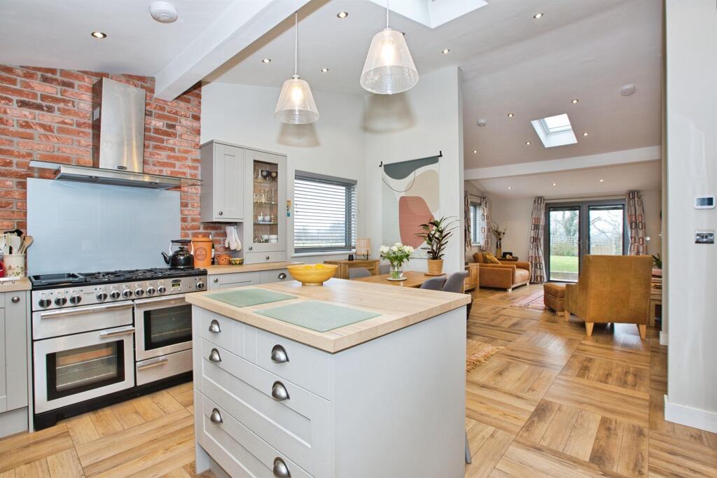 Additional image 6 of Old Wells Road, Cranmore, Shepton Mallet