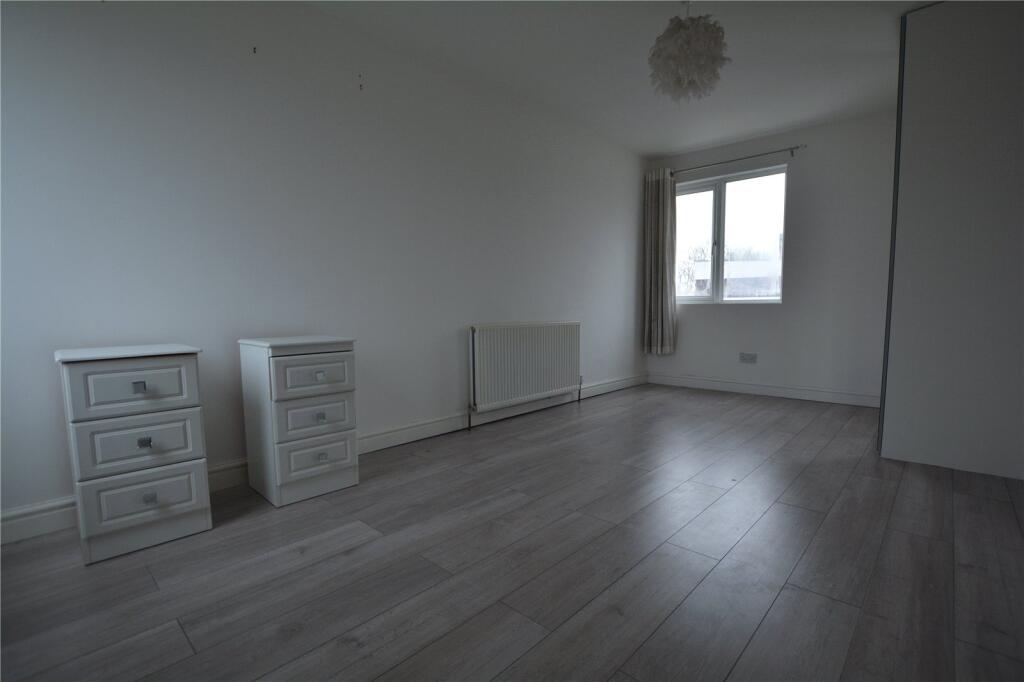 Additional image 4 of Portland Avenue, Tamworth, Staffordshire, B79