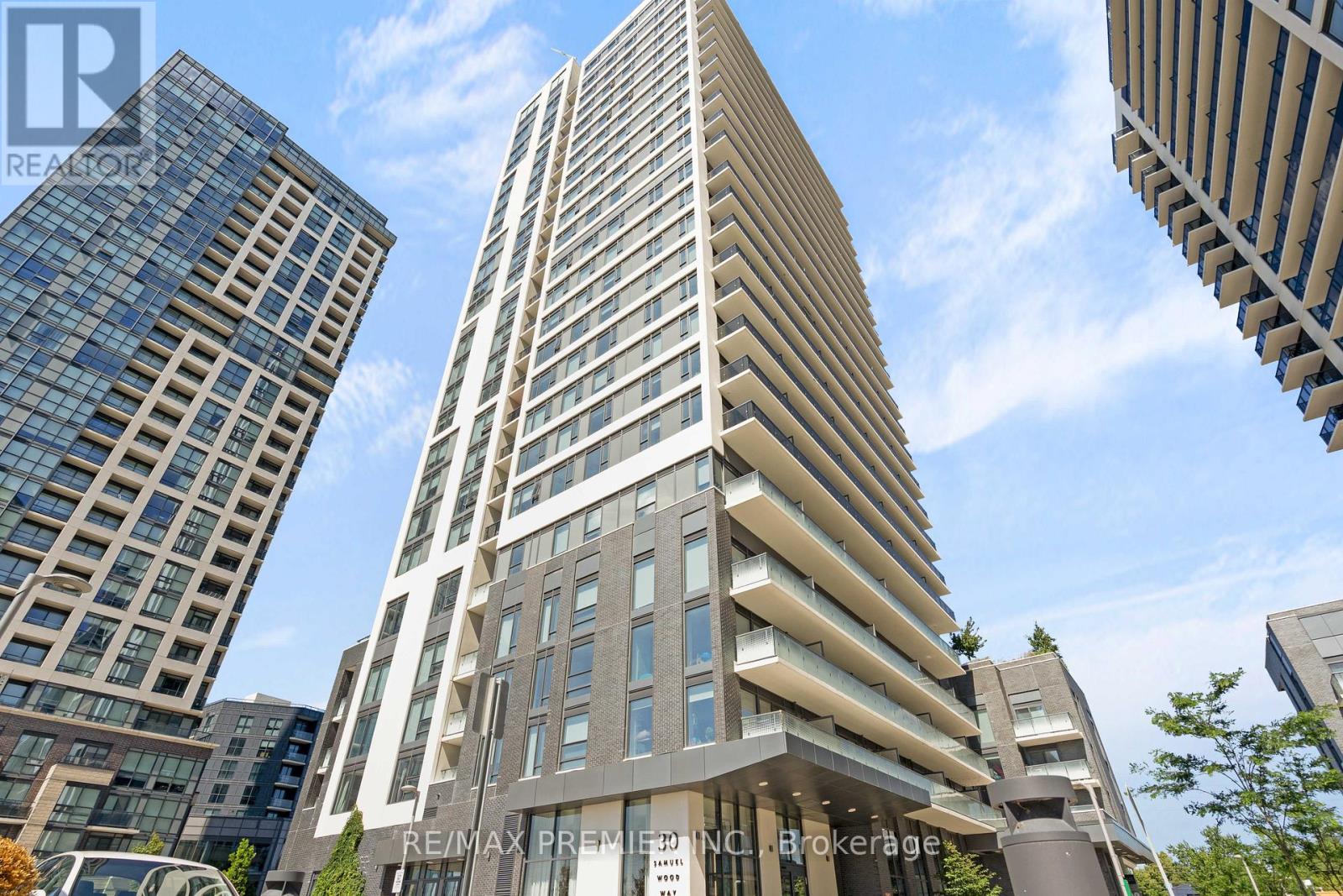 1010 - 30 SAMUEL WOOD WAY|Toronto (Islington-City Centre West), Ontario M9B0C9