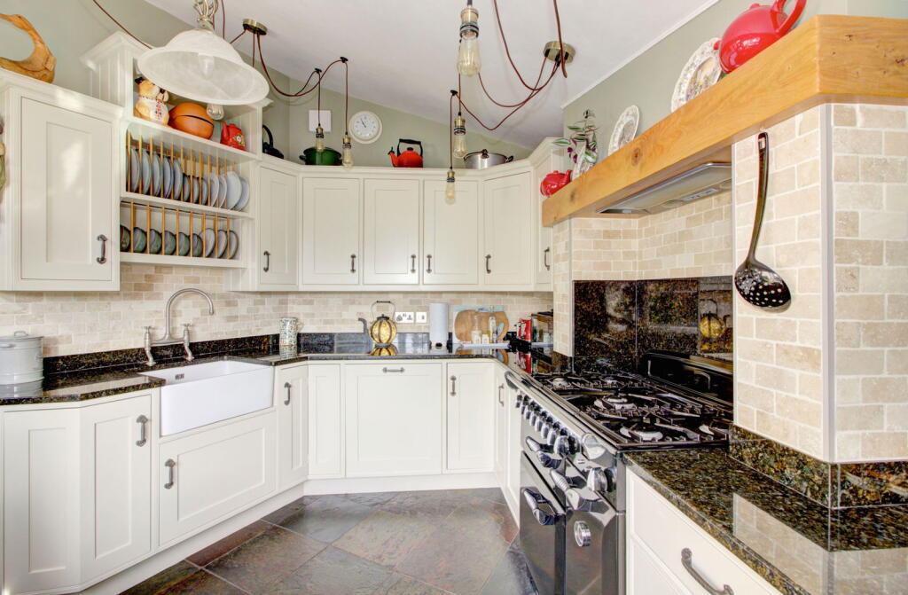 Additional image 7 of Lyndhurst Cottage, Camden, Bath