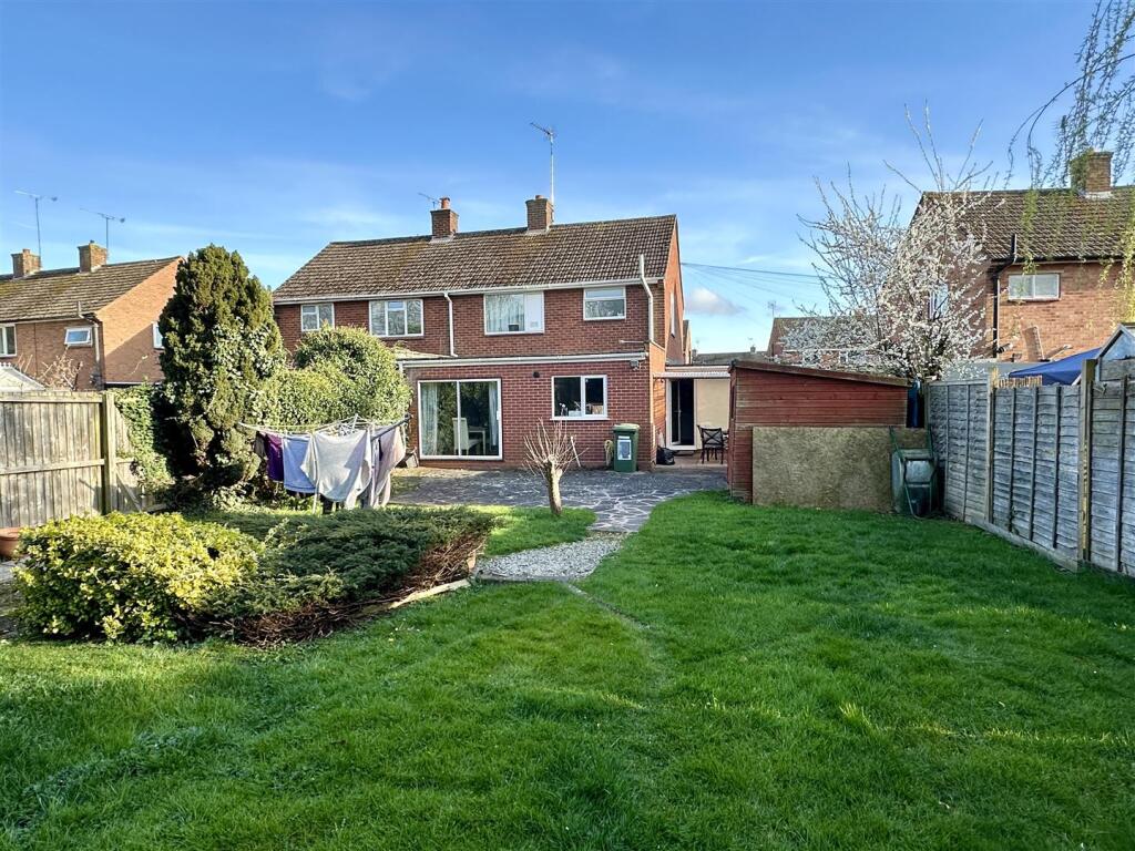 Additional image 5 of Meadow Road, Alcester