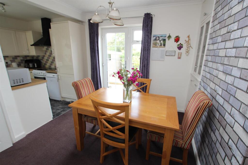 Additional image 9 of Ridgeway, Wrose, Shipley