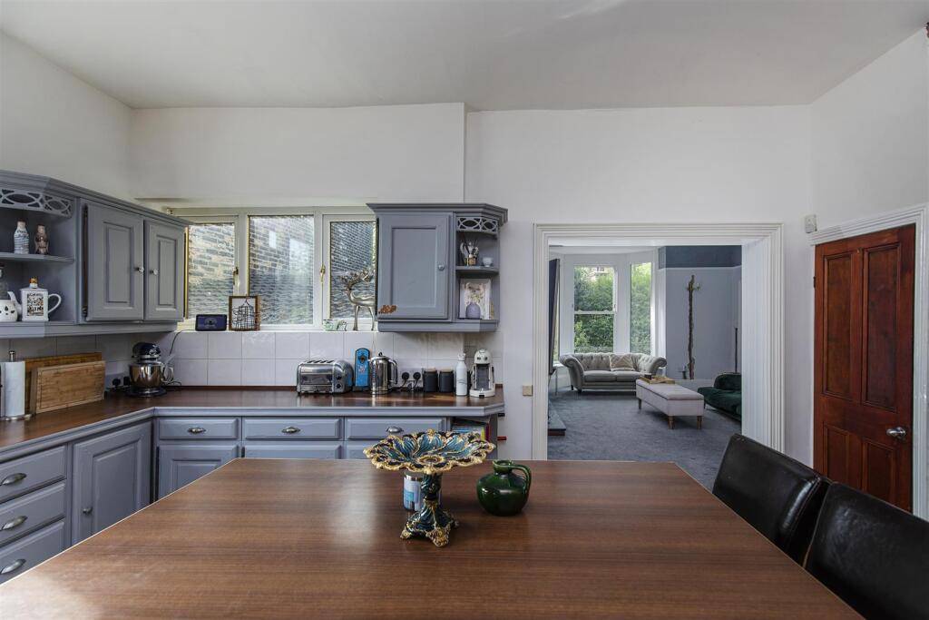 Additional image 11 of Whitcliffe Road, Cleckheaton