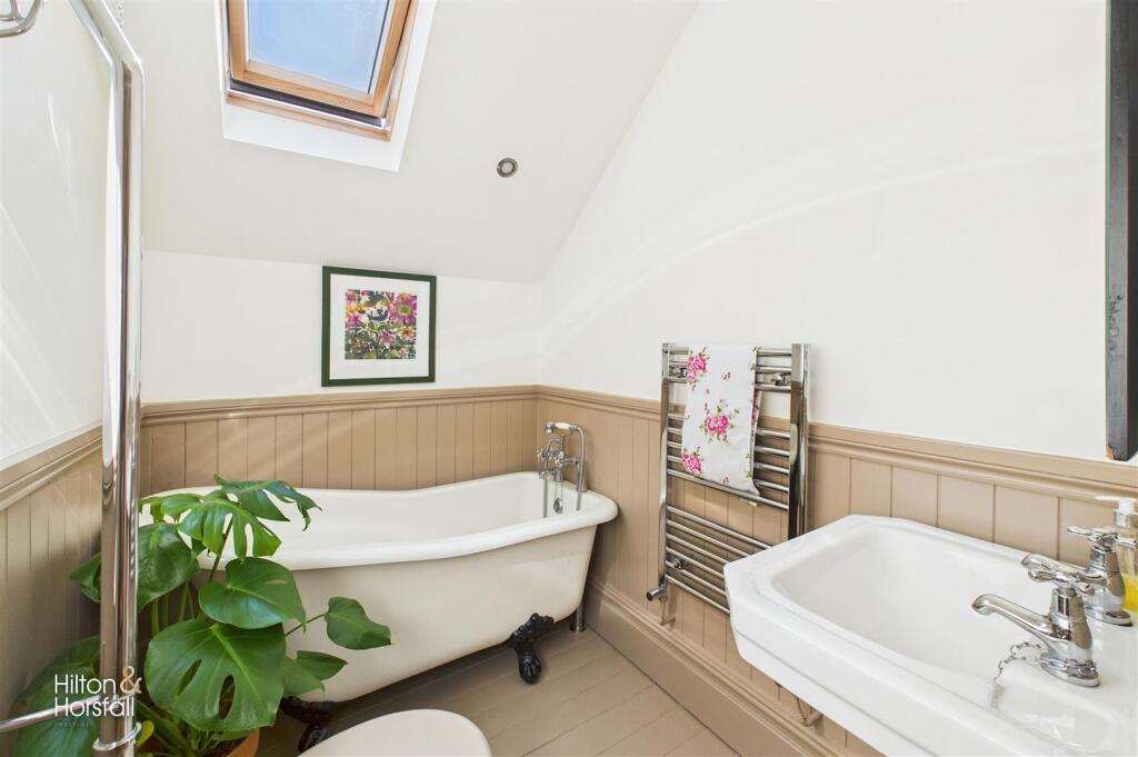 Additional image 20 of Spring Grove Barn, Spring Grove, Colne