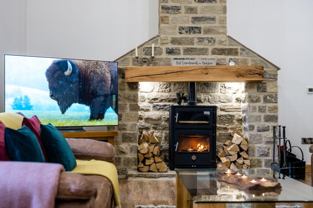 Additional image 8 of Knapley-Ing Farm, Otley Road, High Eldwick, Bingley, BD16