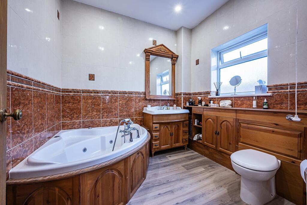 Additional image 17 of Jacobean Lane, Knowle