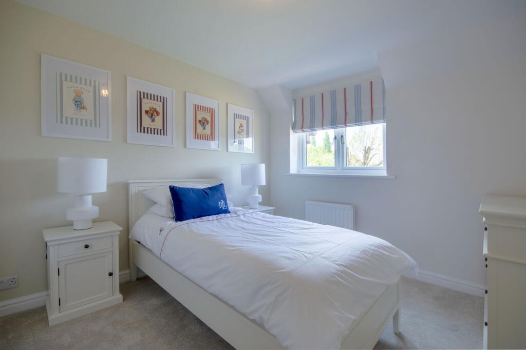 Additional image 55 of Henley Road, Henley-in-arden, B95 5NN