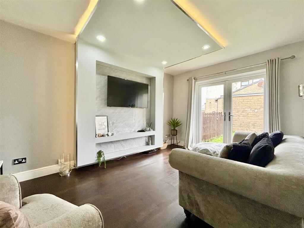 Additional image 18 of Bush Hill Fold, Queensbury, Bradford