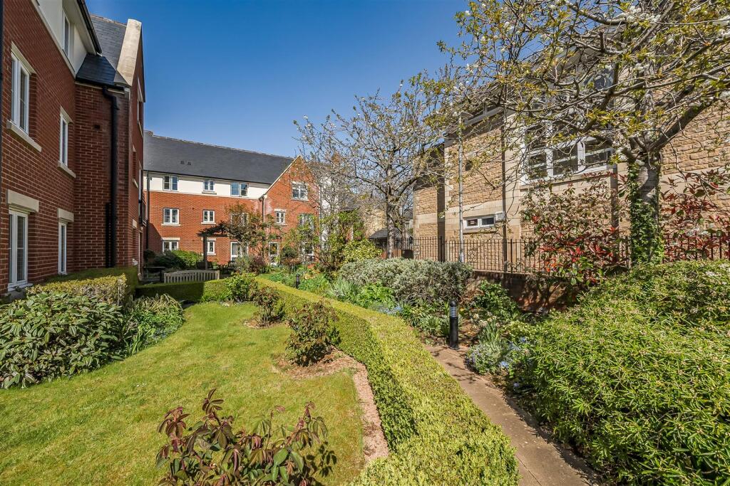 Additional image 11 of Canvendish Lodge, Glastonbury
