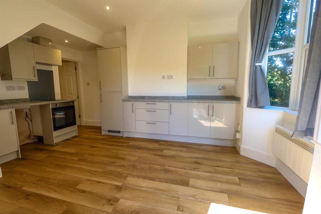 Additional image 8 of Rock Hill, Bromsgrove