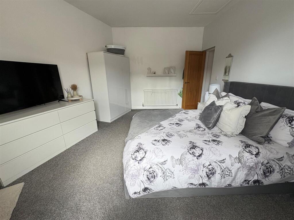 Additional image 13 of Ford Hill, Queensbury