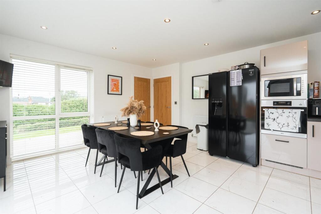 Additional image 3 of The Fallows, Blackburn