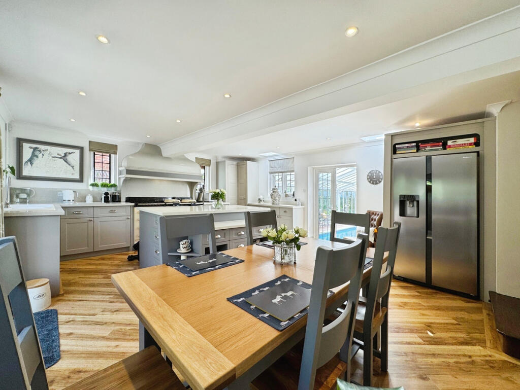 Additional image 4 of Ullenhall Lane, Over 10 Acres with Stables, Swimming Pool