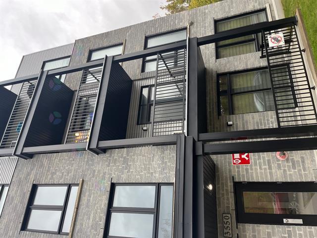 3550 Boul. Le Carrefour|#204|Laval (Chomedey), Quebec H7T0E5