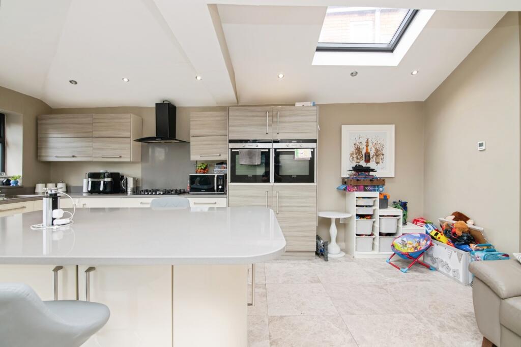 Additional image 5 of Hawthorn Croft, Oldbury, West Midlands, B68