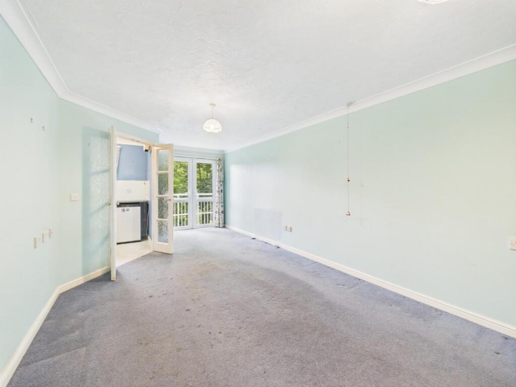 Additional image 10 of Sutton Court, Beech Street, Bingley