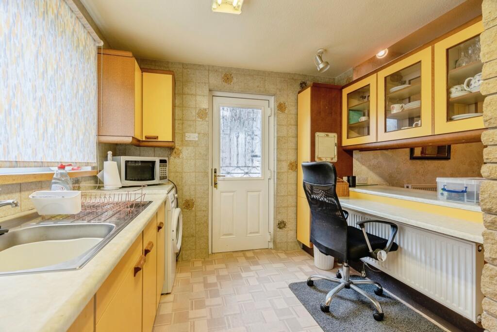 Additional image 9 of Hill Crest Avenue, Burnley, Lancashire, BB10