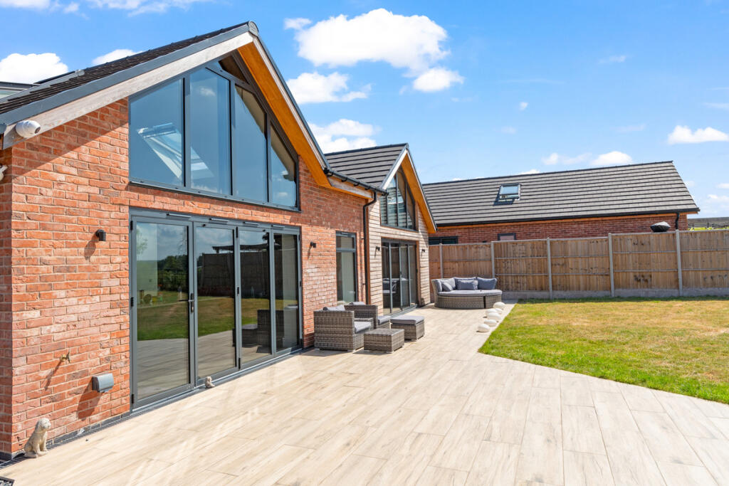 Additional image 30 of Haye Lane, Mappleborough Green, B80