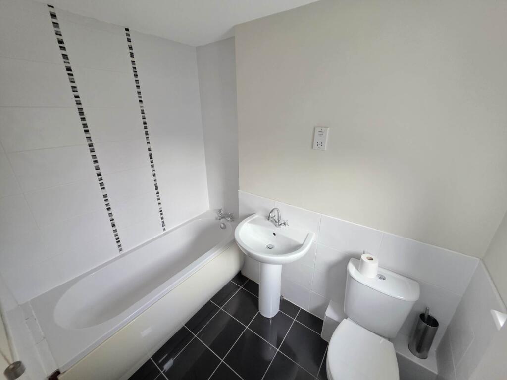 Additional image 16 of Richmond Grove Gomersal