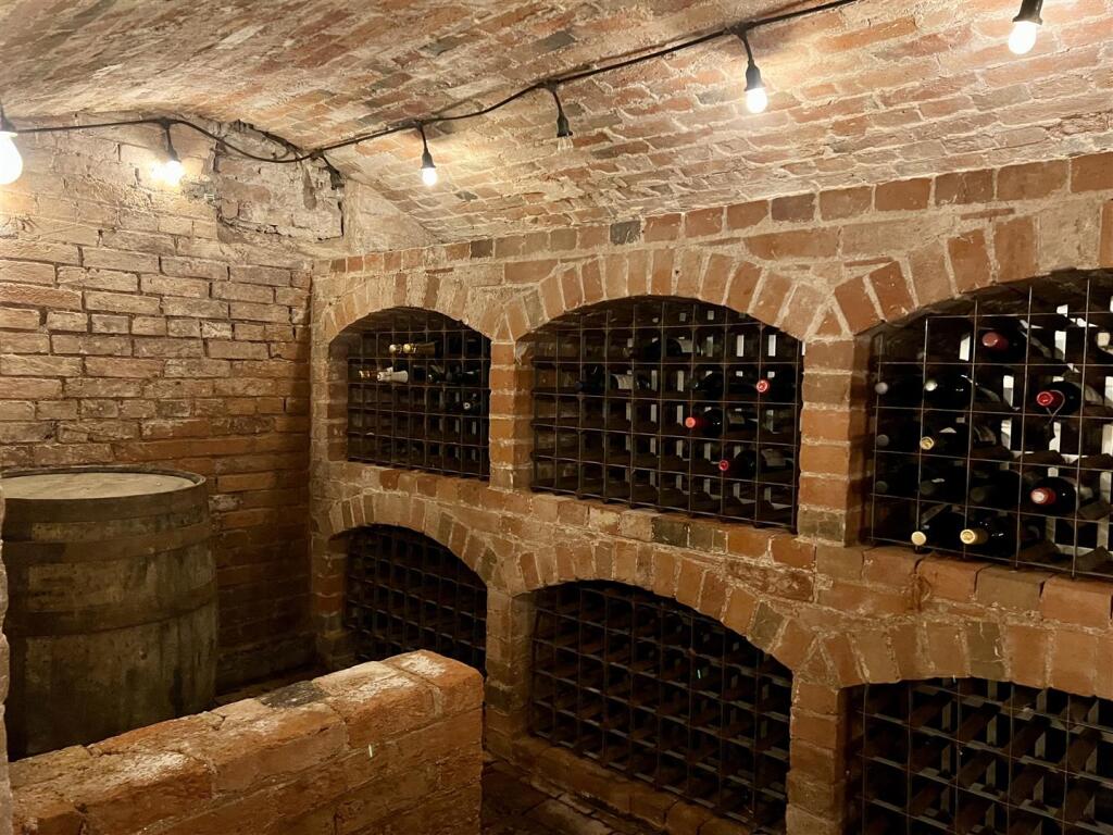 Additional image 20 of High Street, Coleshill