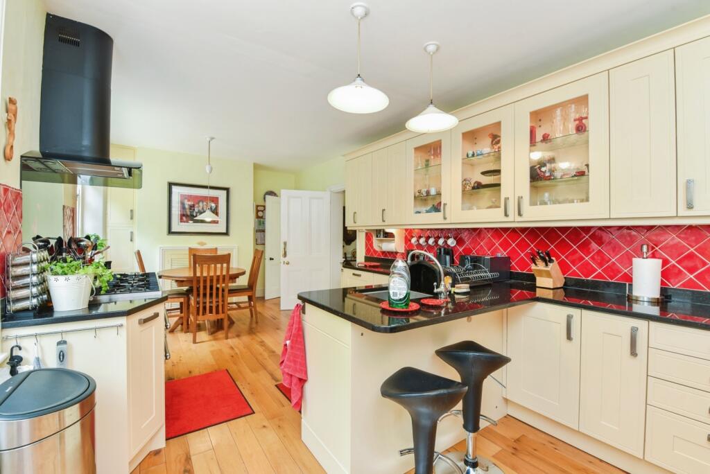 Additional image 7 of Leg Square, Shepton Mallet, Somerset, BA4