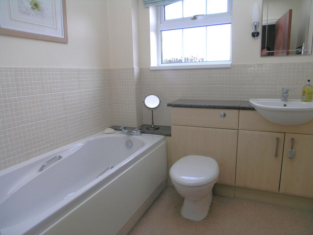 Additional image 14 of HALESOWEN, Hartsbourne Drive