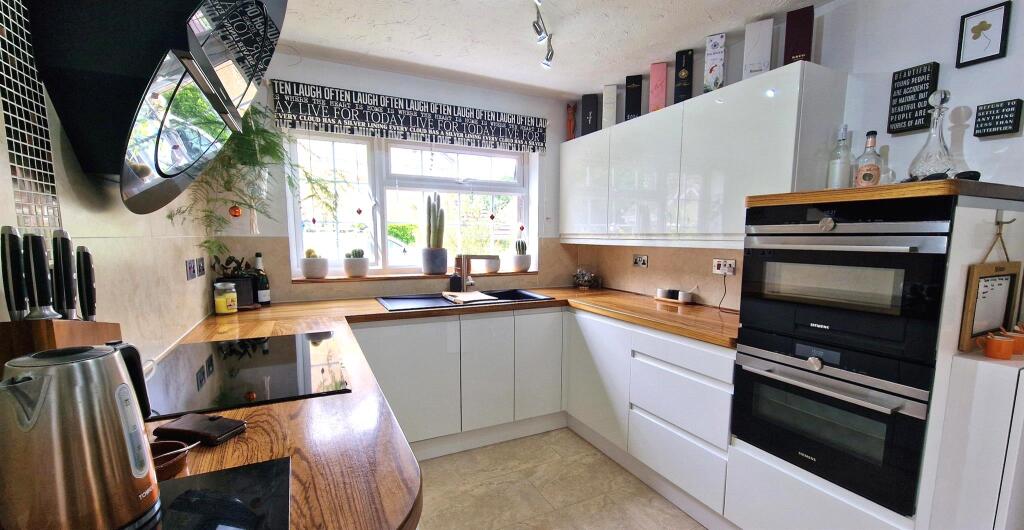 Additional image 2 of Jasmine Close, Yeovil