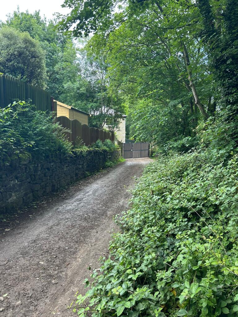 Additional image 29 of Brackendale, Thackley,