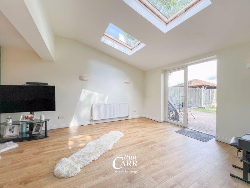 Additional image 12 of Mayfair Drive, Fazeley, Tamworth, B78 3TG - Wonderfully Positioned Family Home