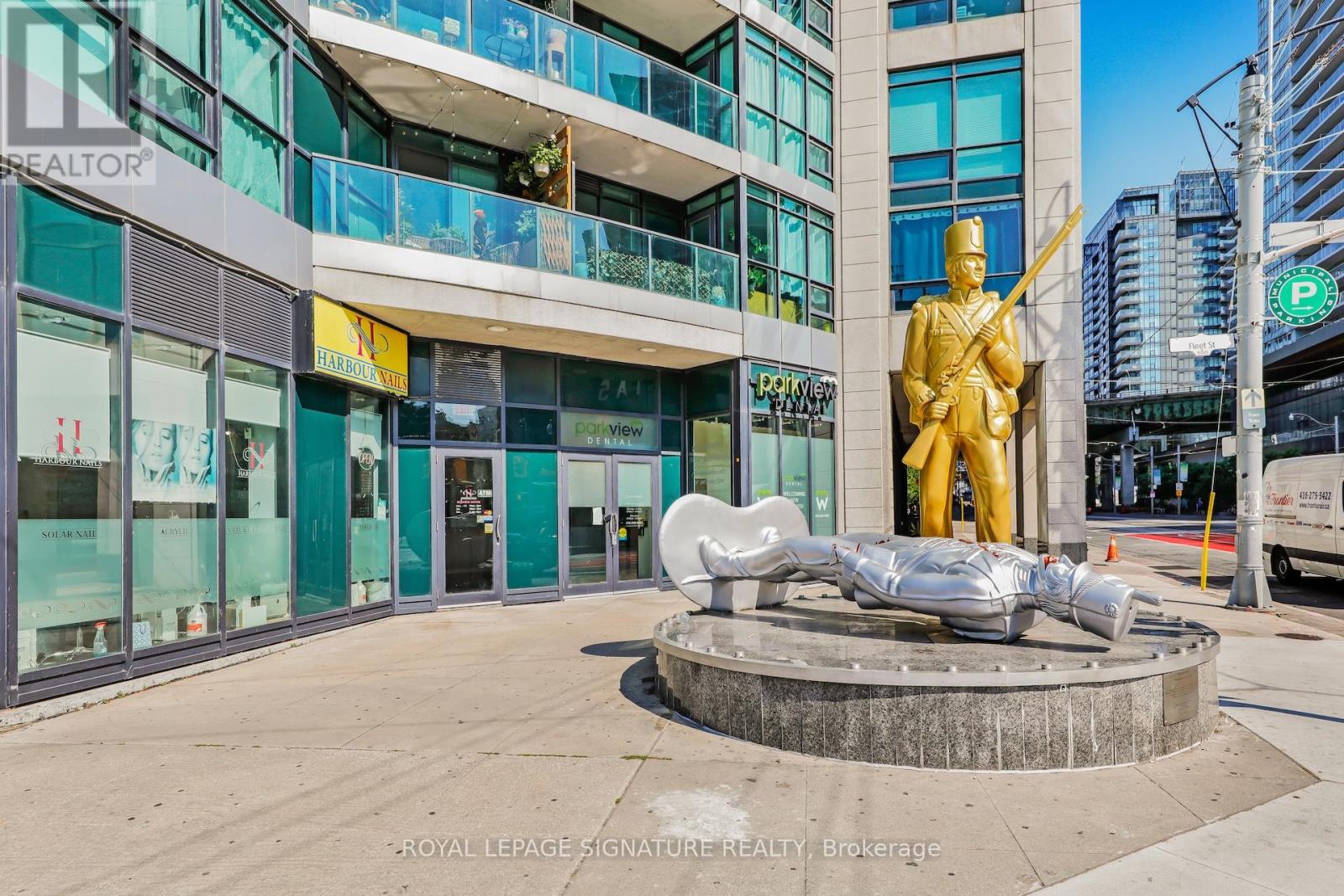 Property image for 2405 - 600 FLEET STREET|Toronto (Niagara), Ontario M5V1B7