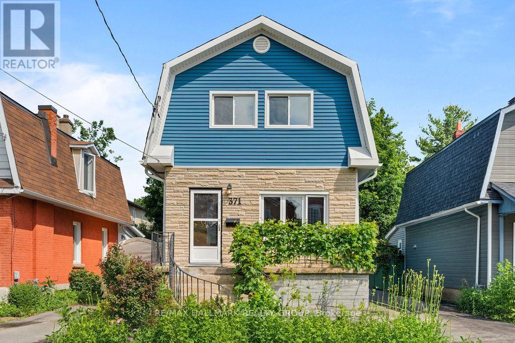 371 WHITBY AVENUE|Ottawa, Ontario K2A0B3