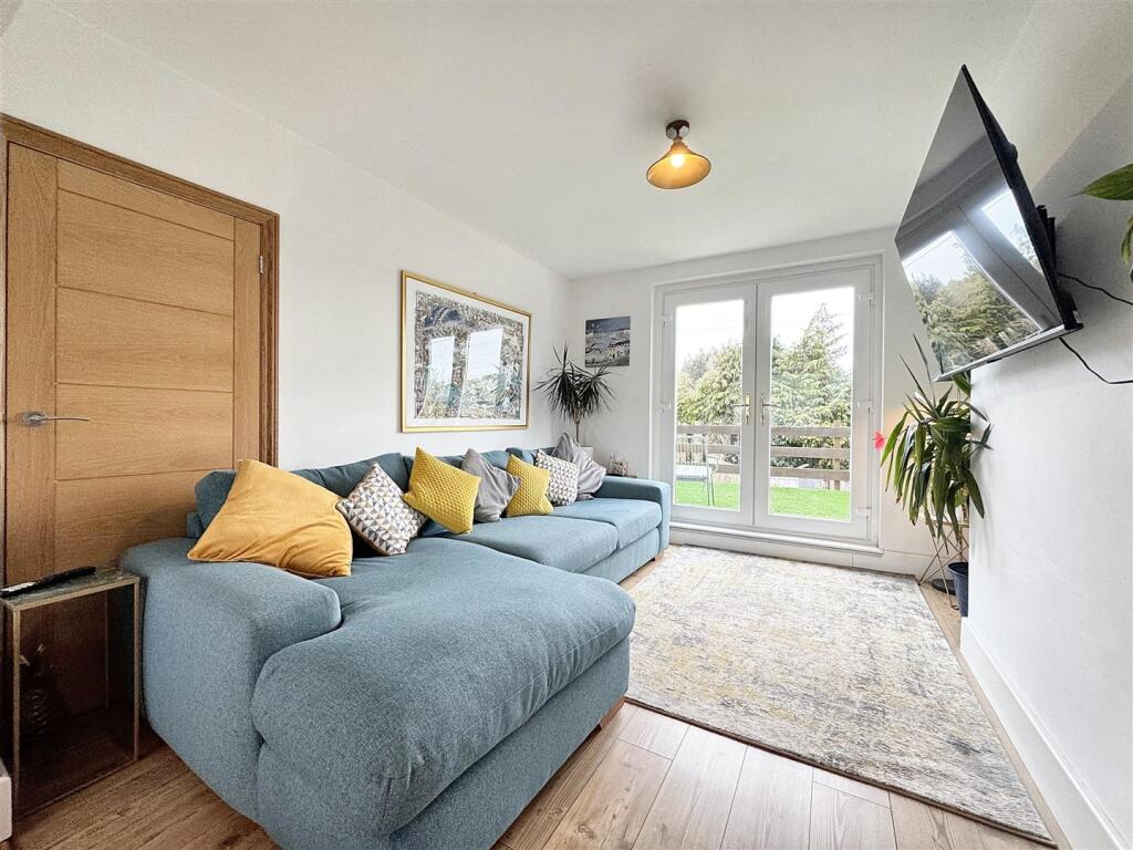 Additional image 4 of Bath New Road, Radstock