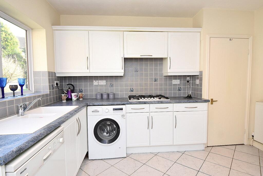 Additional image 5 of Les Rosiers Grove, Wincanton, Somerset, BA9