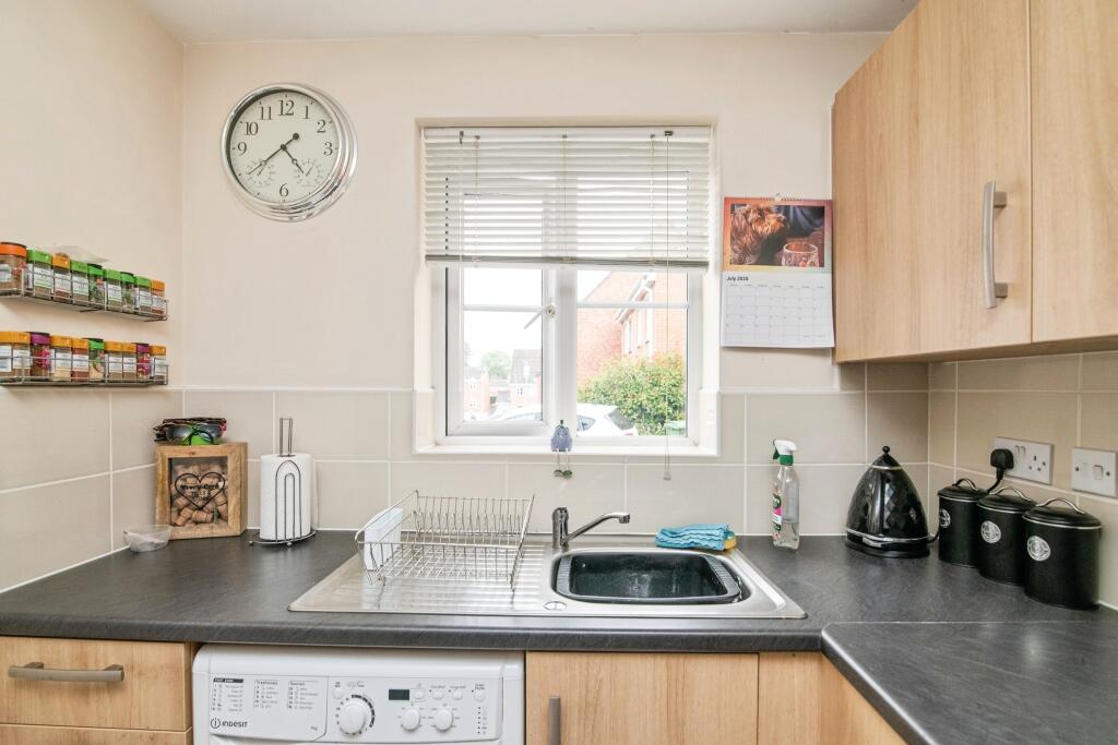 Additional image 4 of Batsman Close, Halesowen, B63