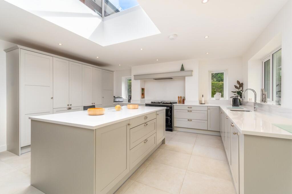 Additional image 38 of Brook End Drive, Henley-in-Arden, B95