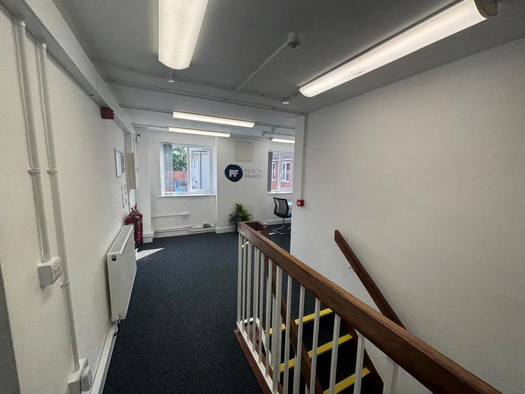 房产图片 11 - 科尔舍尔尔，海街，高街，科尔舍尔尔，伯明翰，沃里克郡，B46 3BP