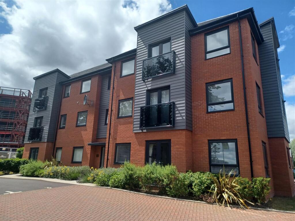Additional image 11 of Aston Avenue, Shirley