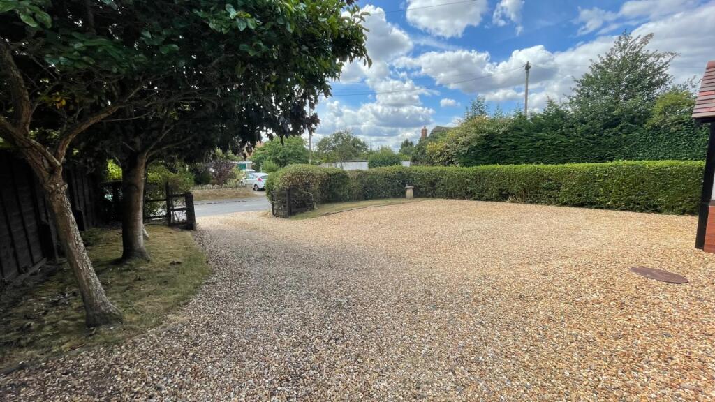 Additional image 17 of High Street, Broom