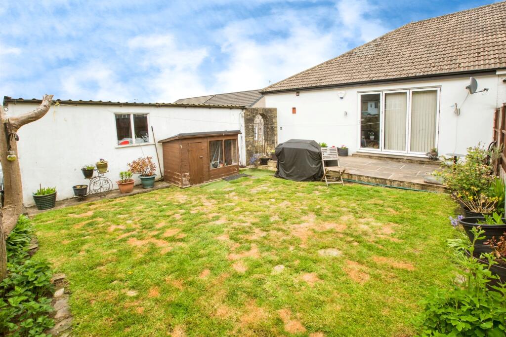 Additional image 15 of Greenside Lane, Cullingworth, Bradford