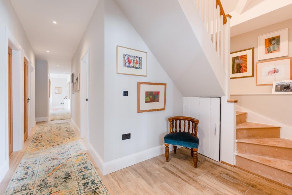 Additional image 29 of High Street, Henley in Arden, Warwickshire, B95