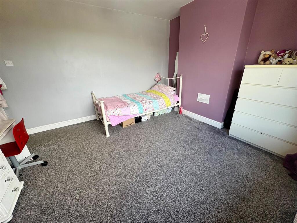 Additional image 13 of Fieldway, Clayton, Bradford
