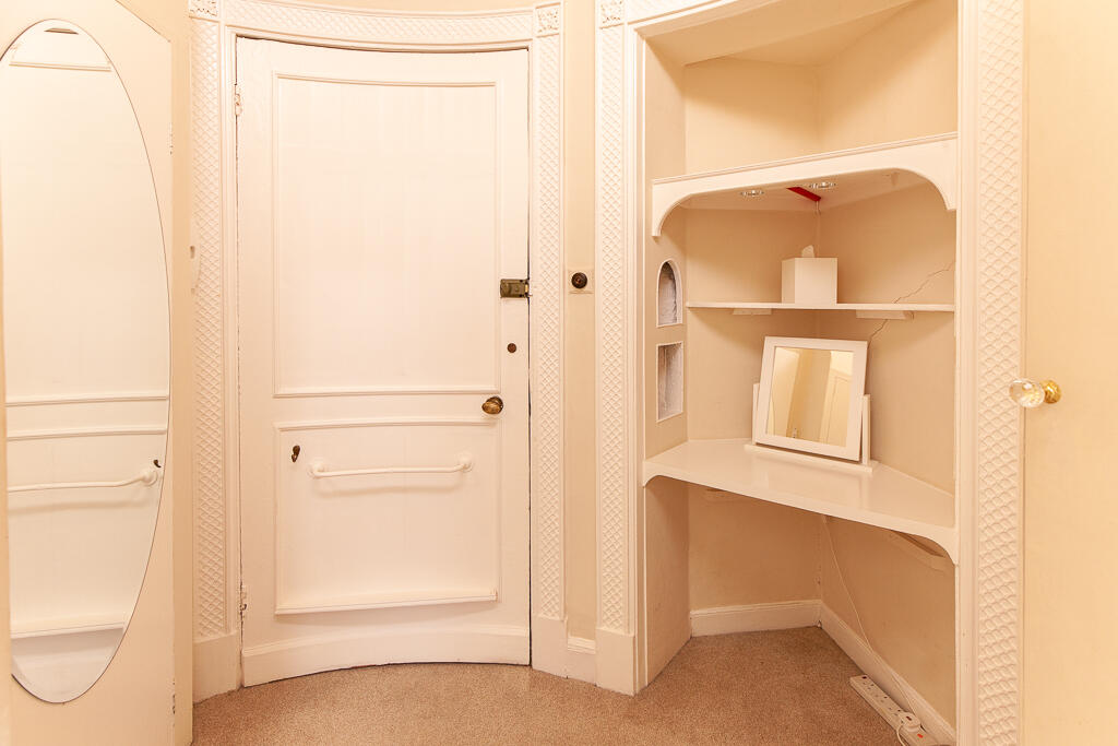 Additional image 16 of Royal Crescent, Bath, BA1