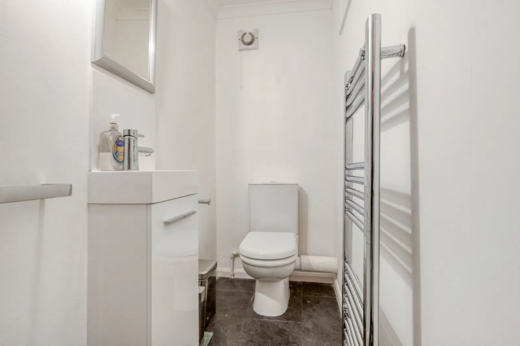 Additional image 11 of New Road, Studley, B80