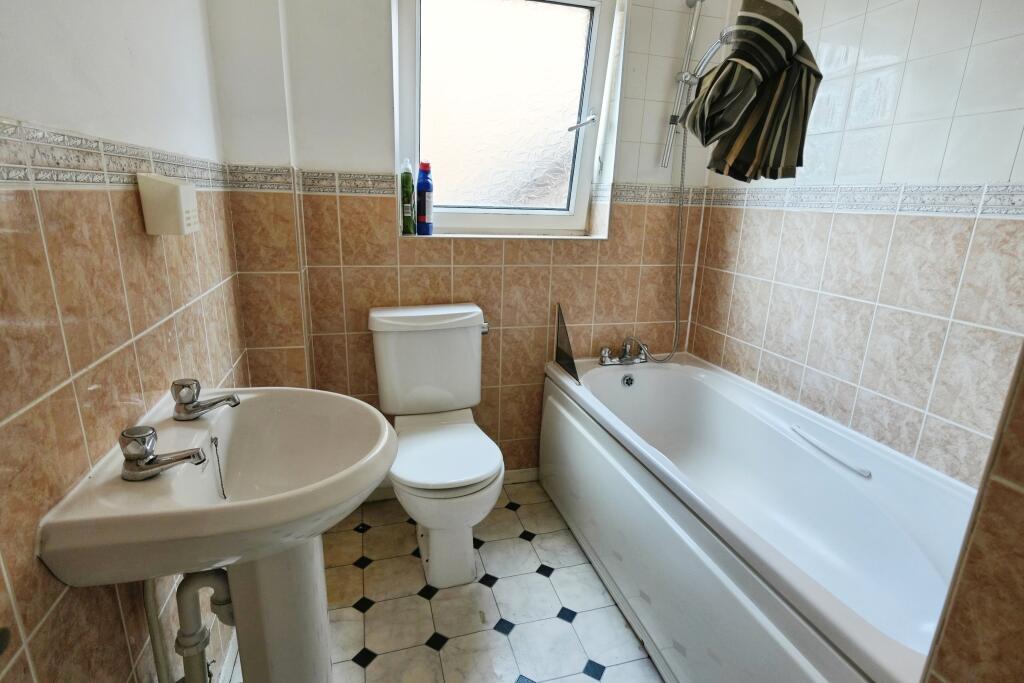 Additional image 14 of Dudley Road East, Oldbury, B69