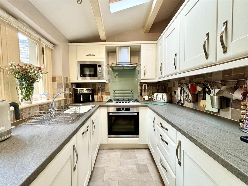 Additional image 7 of Back Field, Thornton, Bradford