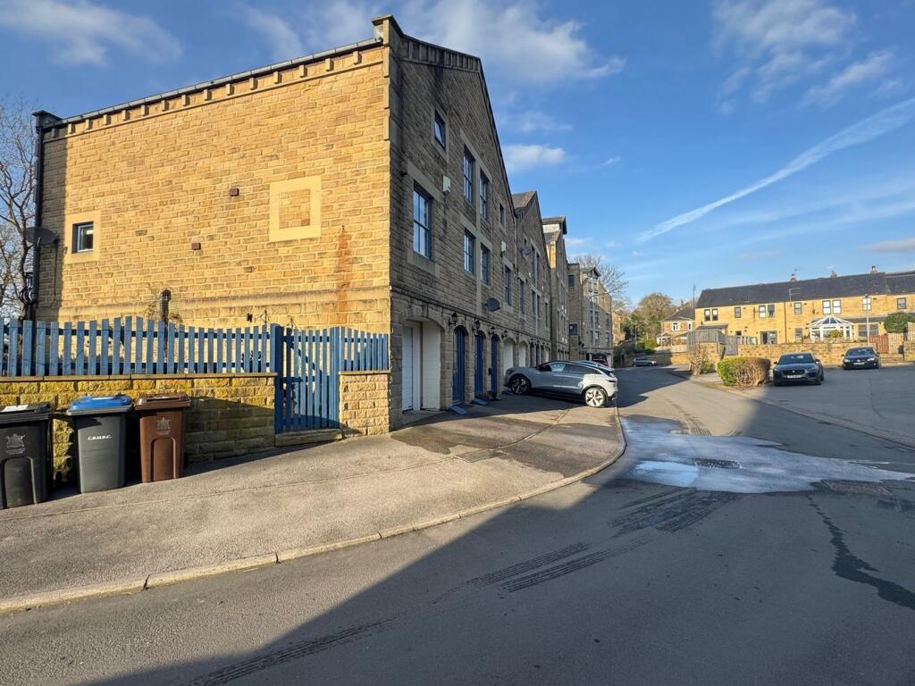 Additional image 21 of The Locks, Bingley, BD16