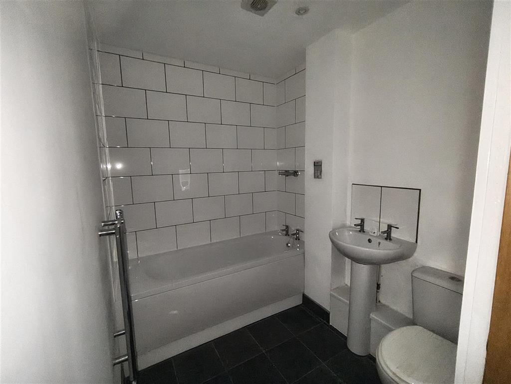 Additional image 4 of Highgate Mill Fold, Queensbury, BRADFORD